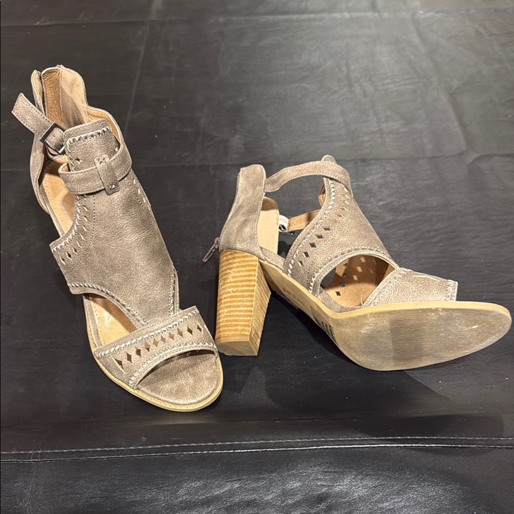 Tan Suede Heeled Boots with Chunky Wooden Heel